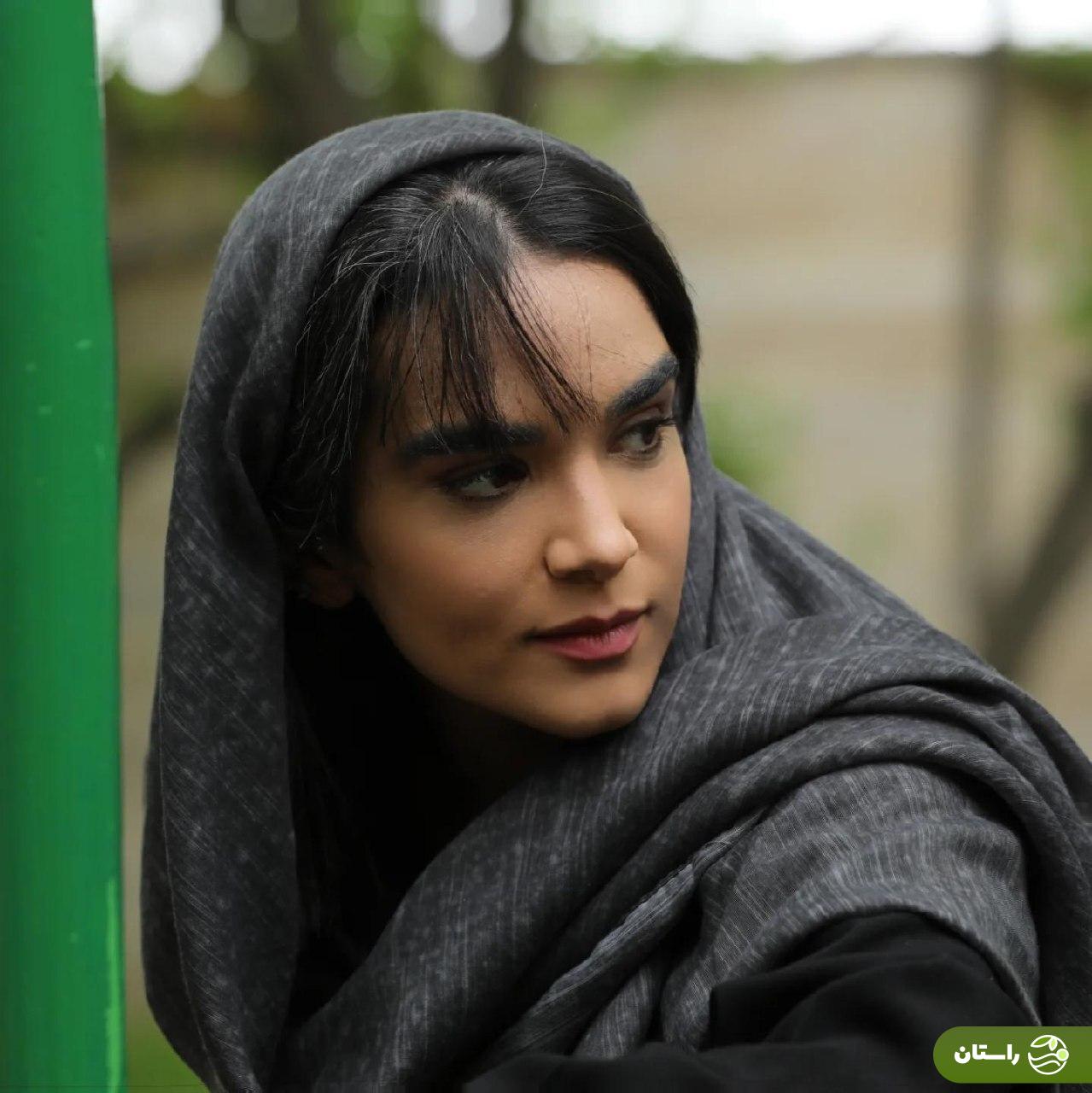 تصاویر | سارا باقری بازیگر نقش هانیه در پشت صحنه سریال «لمندگان» تصاویر | سارا باقری بازیگر نقش هانیه در پشت صحنه سریال «لمندگان»