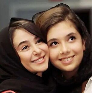 عکس | استوری صمیمانه و احساسی الناز حبیبی برای تولد نفس بازغی