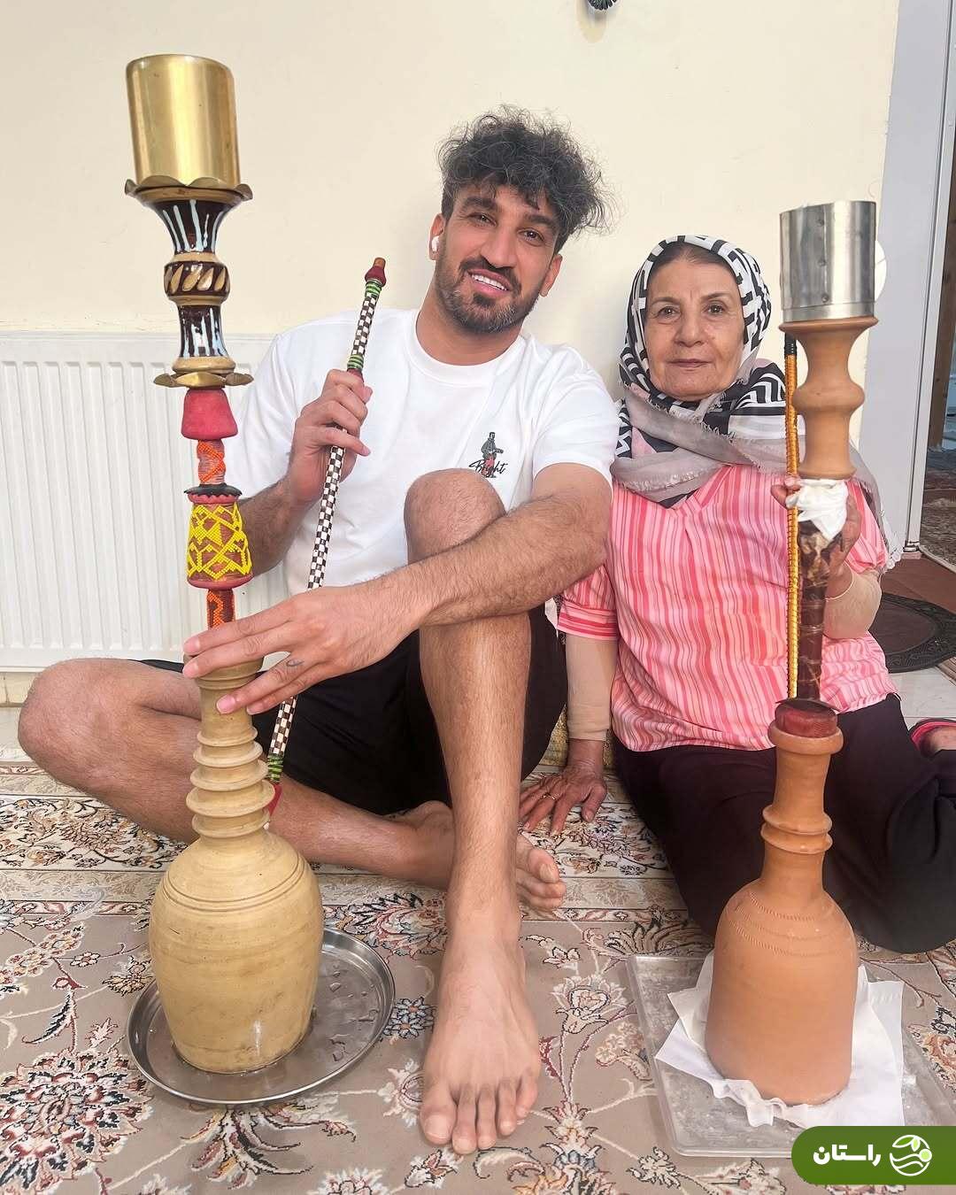 عکس جالب حسین ماهینی از مادرش با قلیان