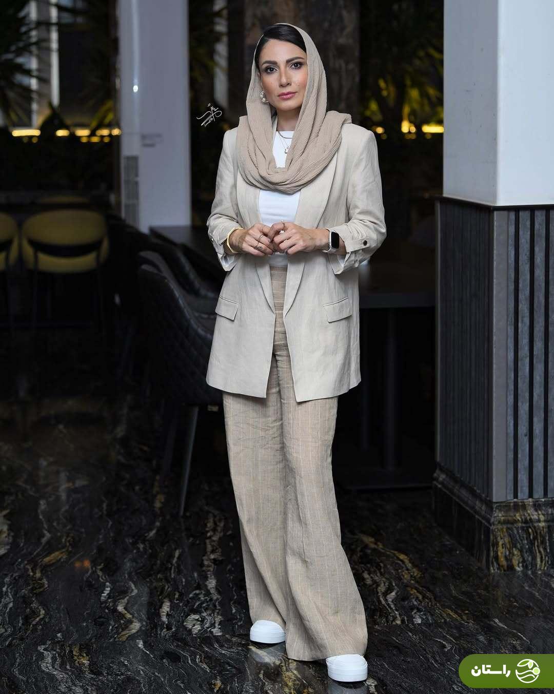 تصاویر | استایل سمیرا حسن‌پور بازیگر سریال جزر و مد در افتتاحیه یک نمایشگاه