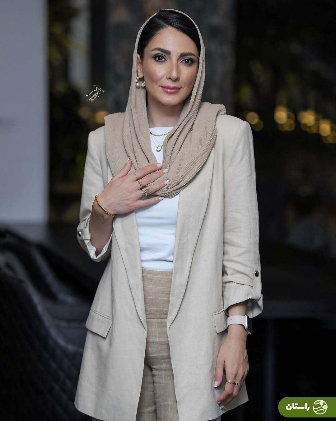 تصاویر | استایل سمیرا حسن‌پور بازیگر سریال جزر و مد در افتتاحیه یک نمایشگاه