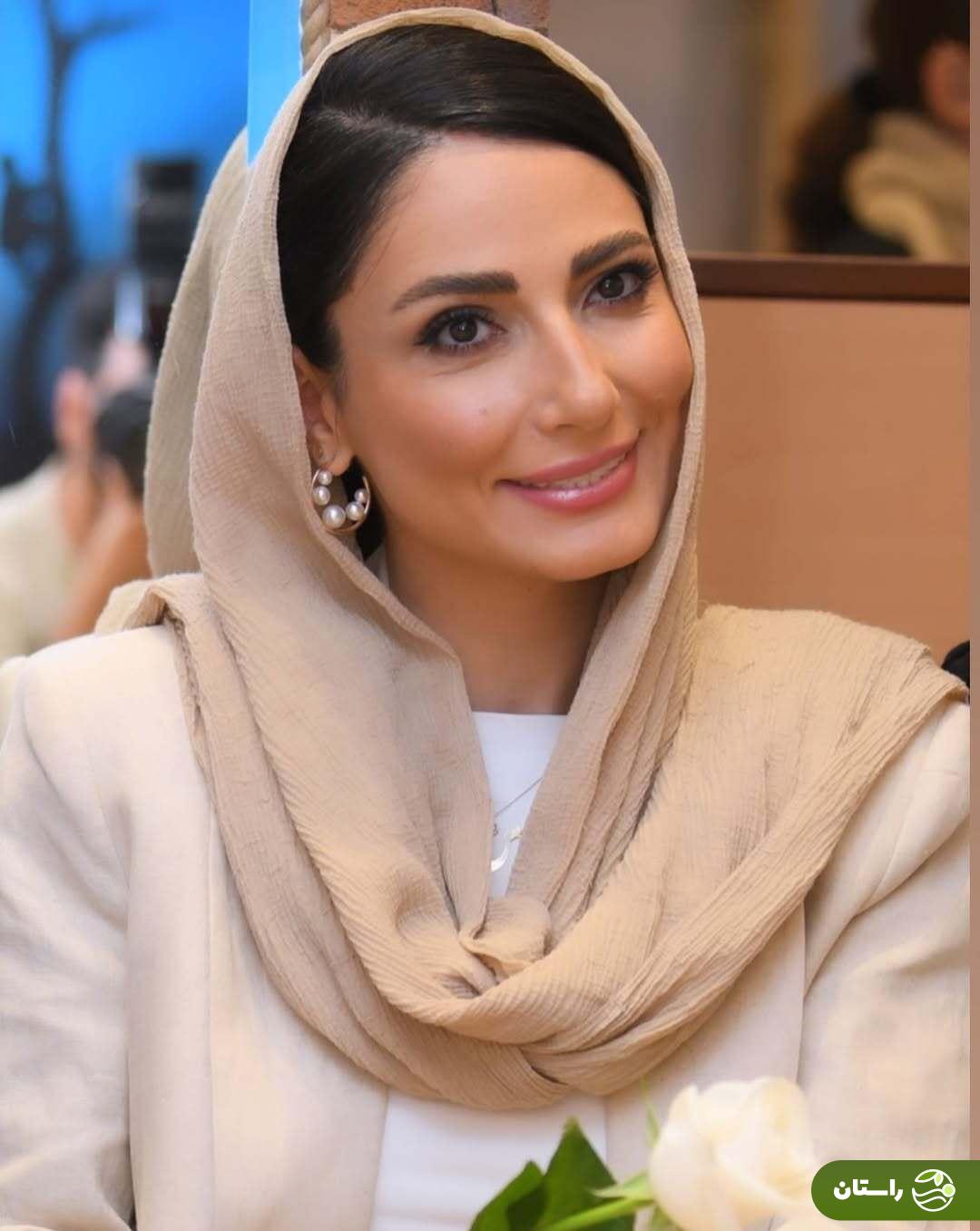 تصاویر | استایل سمیرا حسن‌پور بازیگر سریال جزر و مد در افتتاحیه یک نمایشگاه