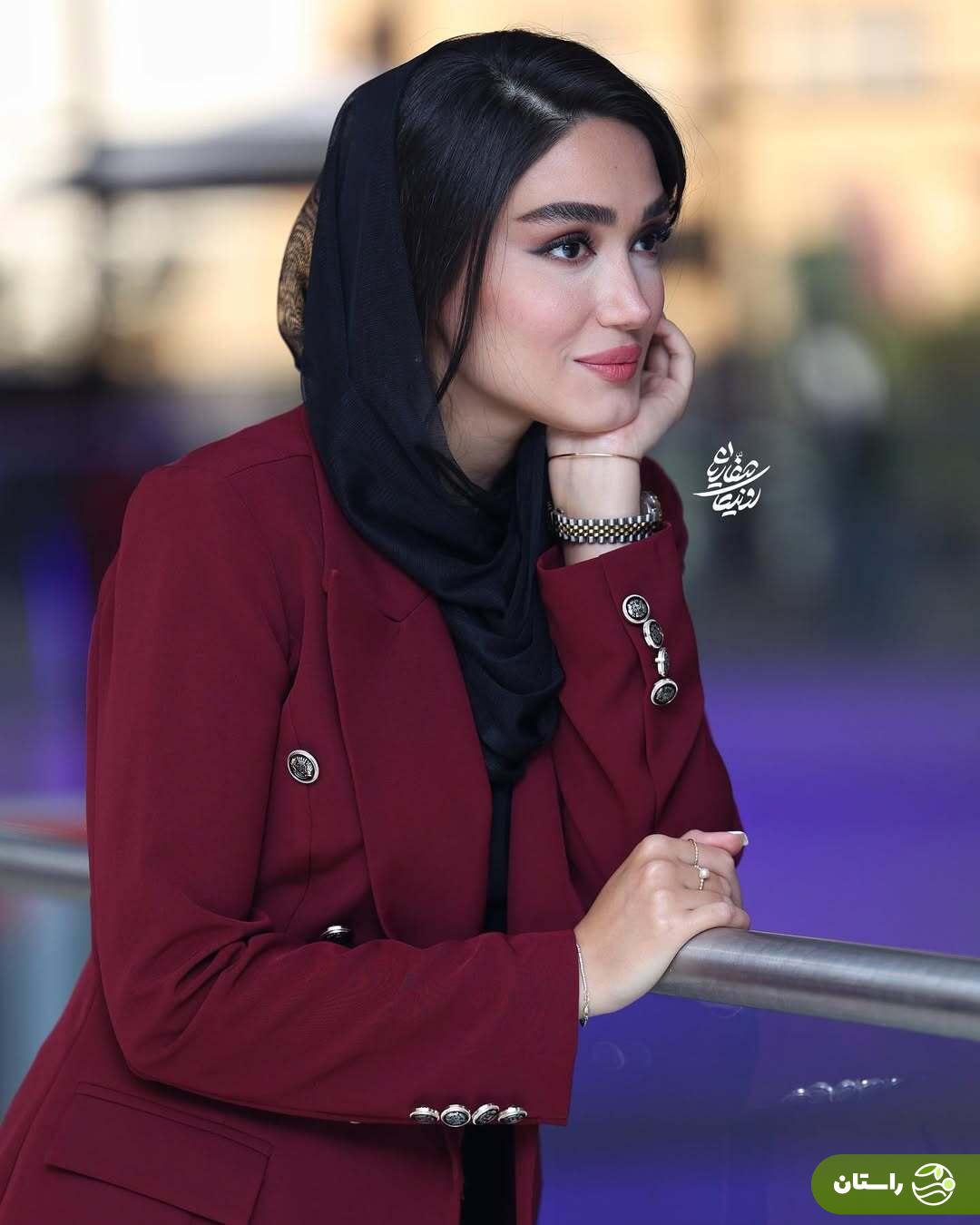 تصاویر | استایل رویا میرعلمی، فرزانه قاسم‌زاده و رویا وحدتی در اکران «جزایر قناری»