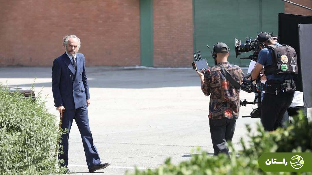 تصاویر دیده نشده از پشت صحنه تاسیان؛‌ تینا پاکروان، مهران مدیری، هوتن شکیبا، صابر ابر، بابک حمیدیان، مهسا حجازی