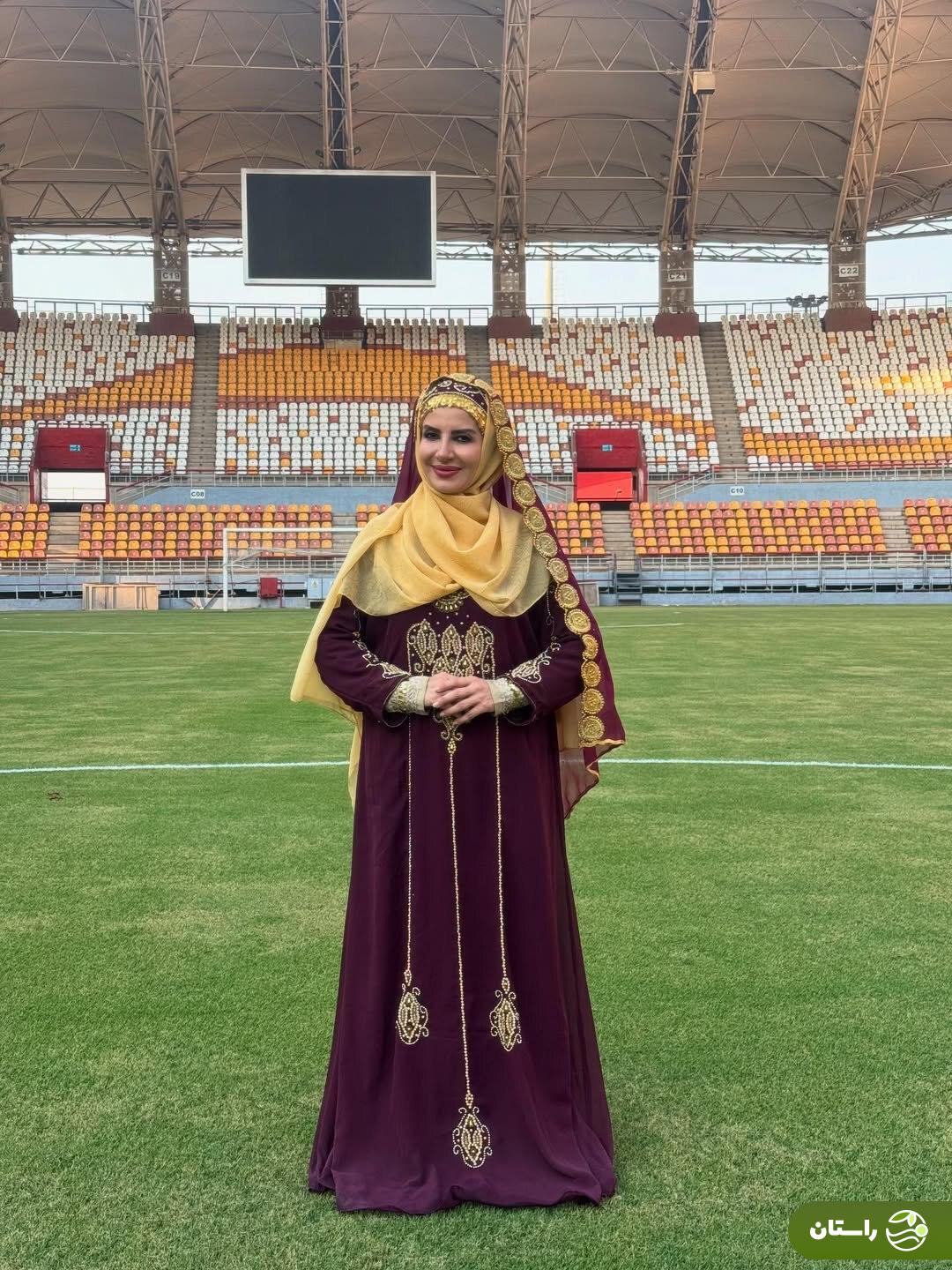 عکس متفاوت خاله شادونه (ملیکا زارعی) وسط چمن ورزشگاه فولاد آرنا!