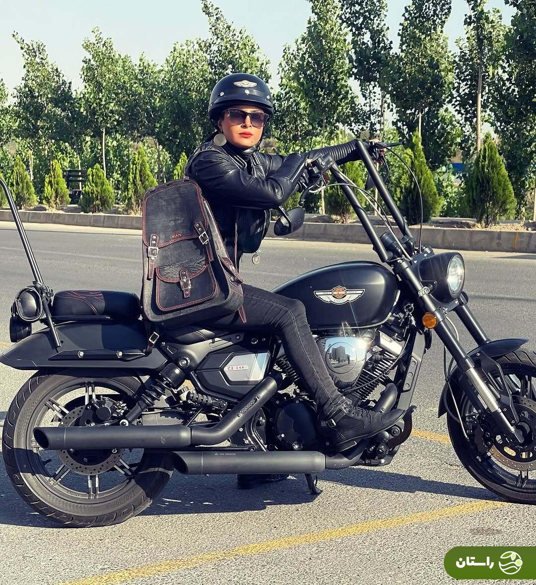 موتور سواری حدیث تهرانی با استایلی خاص و جسورانه موتور سواری حدیث تهرانی با استایلی خاص و جسورانه