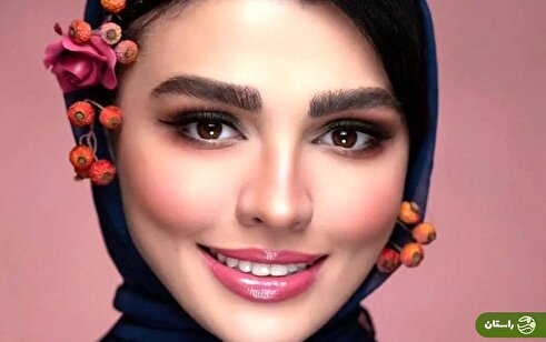 خانم بازیگر وضعیت سفید با استایل جذاب در یک مهمانی چای لندنی