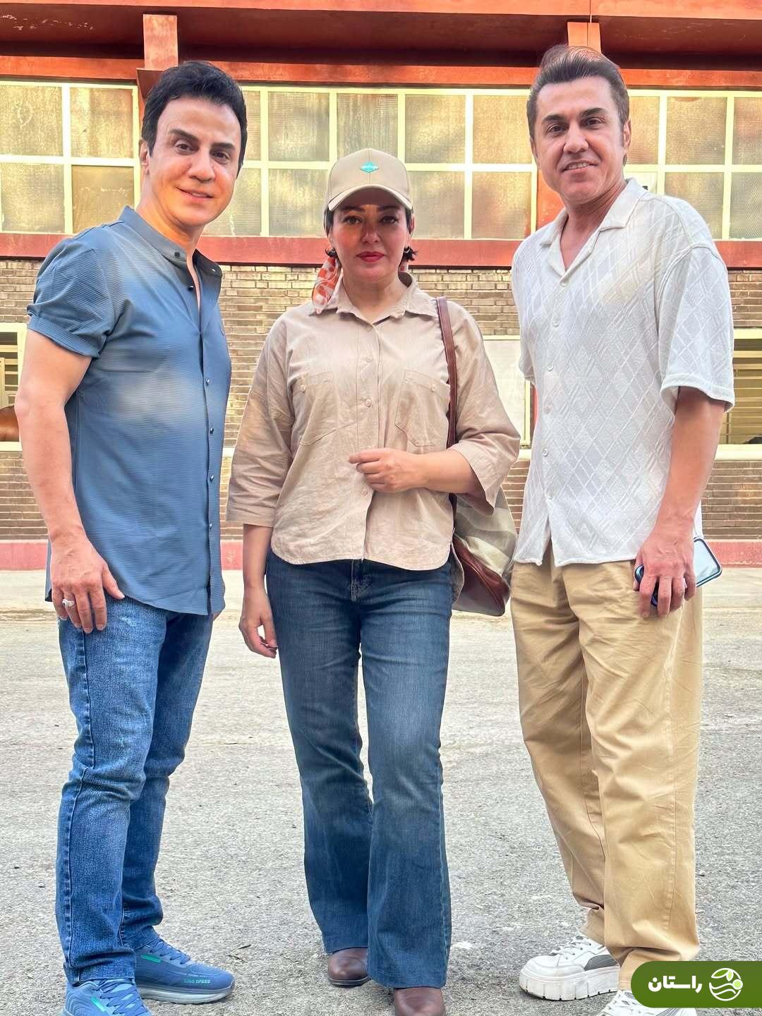 (عکس) رزیتا غفاری و داریوش فرضیایی (عمو پورنگ) در باشگاه اسبسواری (عکس) رزیتا غفاری و داریوش فرضیایی (عمو پورنگ) در باشگاه اسبسواری