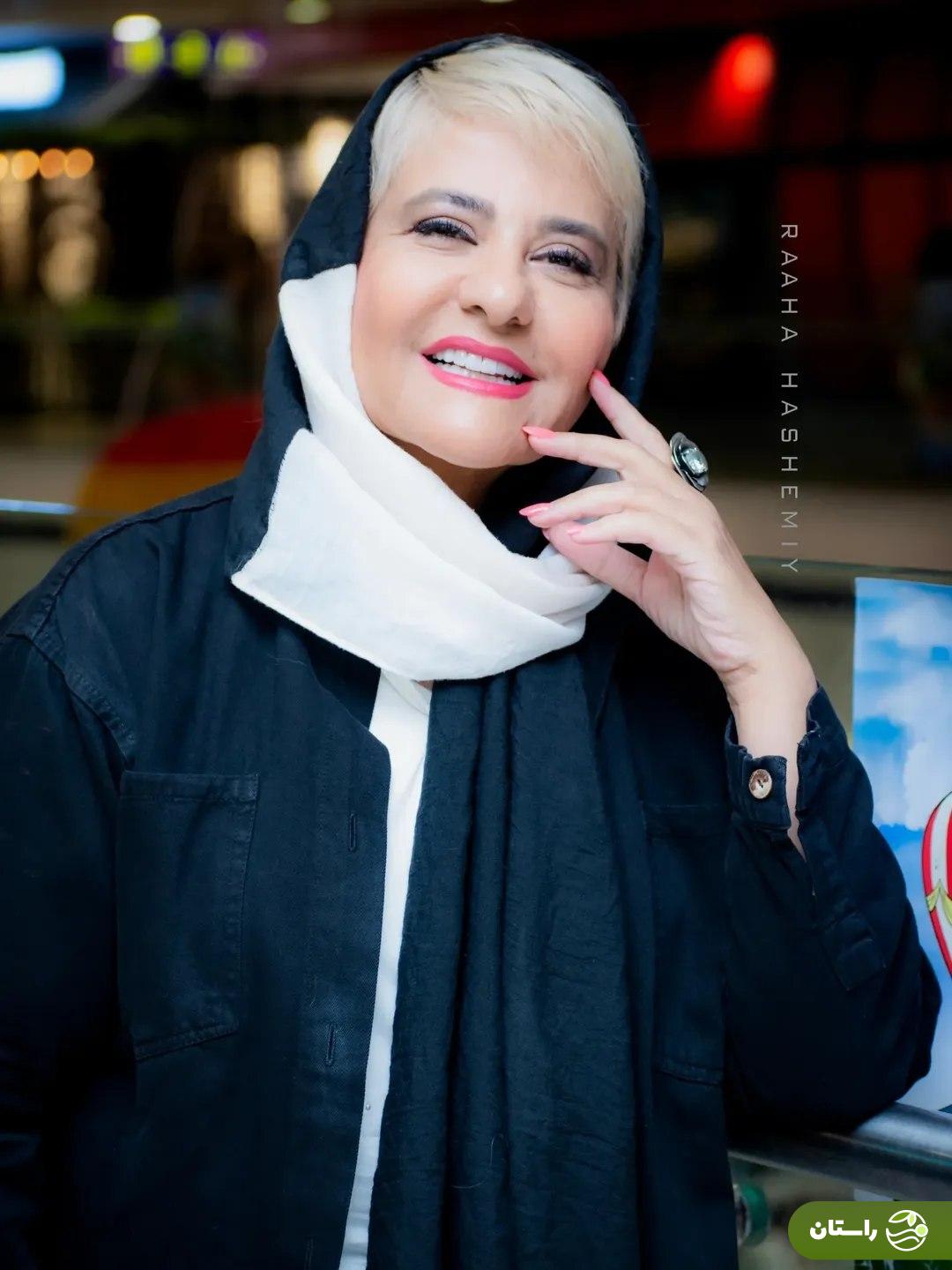 تصاویر و ژستهای رابعه اسکویی در اکران فیلم سینمایی مرجان تصاویر و ژستهای رابعه اسکویی در اکران فیلم سینمایی مرجان