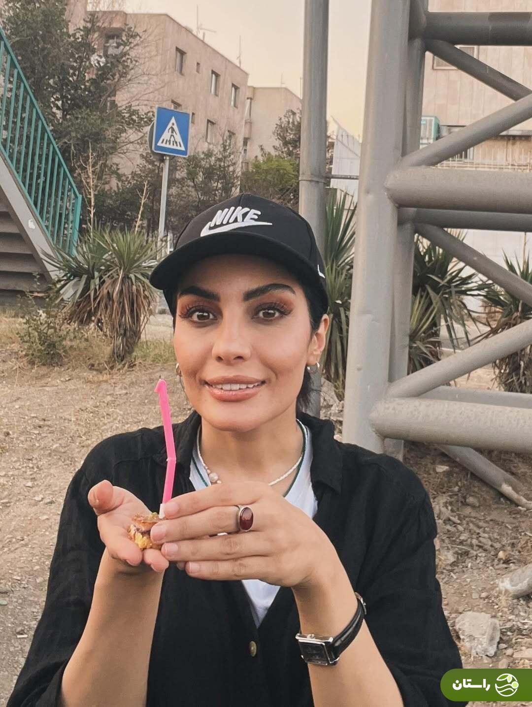 تصاویر جشن تولد ۳۳ سالگی صحرا اسداللهی وسط اتوبان!