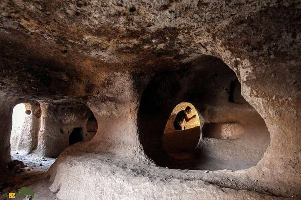 حیله‌ور تبریز؛ عجیب‌ترین روستای ایران که برای فرار از سرما و راهزنان خانه‌های آن زیر زمین بنا شده است