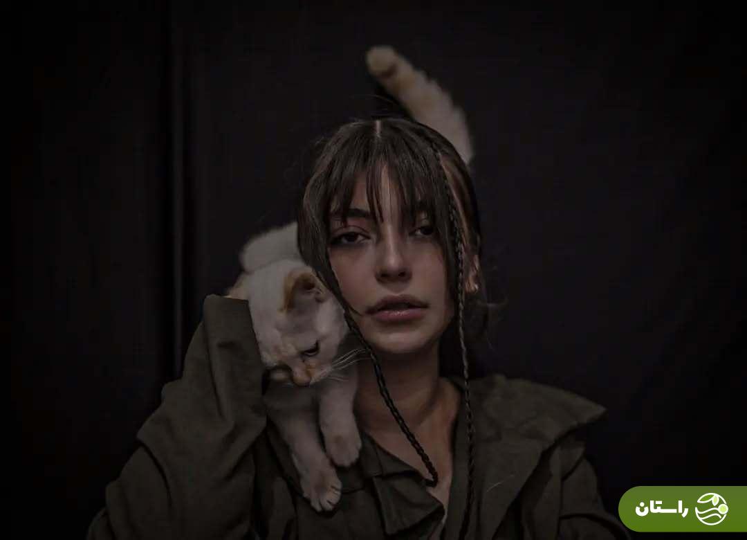 بیوگرافی ستایش دهقان بازیگر ۱۷ ساله نقش فروغ در سریال شکارگاه + جدیدترین تصاویر بیوگرافی ستایش دهقان بازیگر ۱۷ ساله نقش فروغ در سریال شکارگاه + جدیدترین تصاویر