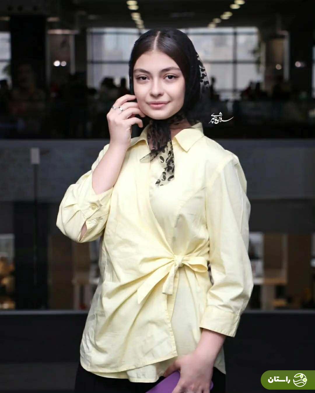 بیوگرافی ستایش دهقان بازیگر ۱۷ ساله نقش فروغ در سریال شکارگاه + جدیدترین تصاویر بیوگرافی ستایش دهقان بازیگر ۱۷ ساله نقش فروغ در سریال شکارگاه + جدیدترین تصاویر