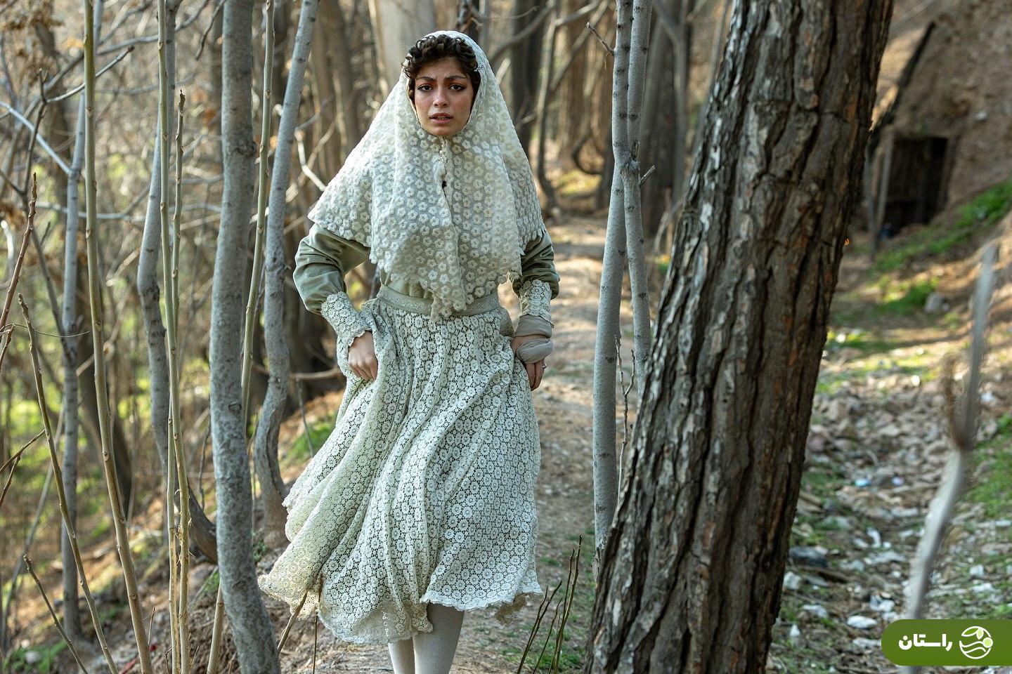 بیوگرافی ستایش دهقان بازیگر ۱۷ ساله نقش فروغ در سریال شکارگاه + جدیدترین تصاویر بیوگرافی ستایش دهقان بازیگر ۱۷ ساله نقش فروغ در سریال شکارگاه + جدیدترین تصاویر