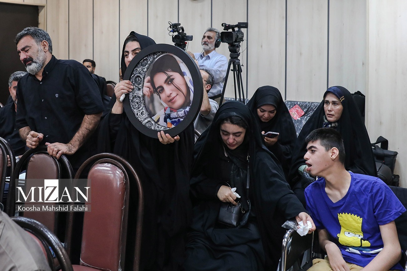 روایت هولناک از آخرین لحظات مرگ الهه حسیننژاد | دفاعیات قاتل در دادگاه: مرا جادو کرده بودند! + تصاویر روایت هولناک از آخرین لحظات مرگ الهه حسیننژاد | دفاعیات قاتل در دادگاه: مرا جادو کرده بودند! + تصاویر