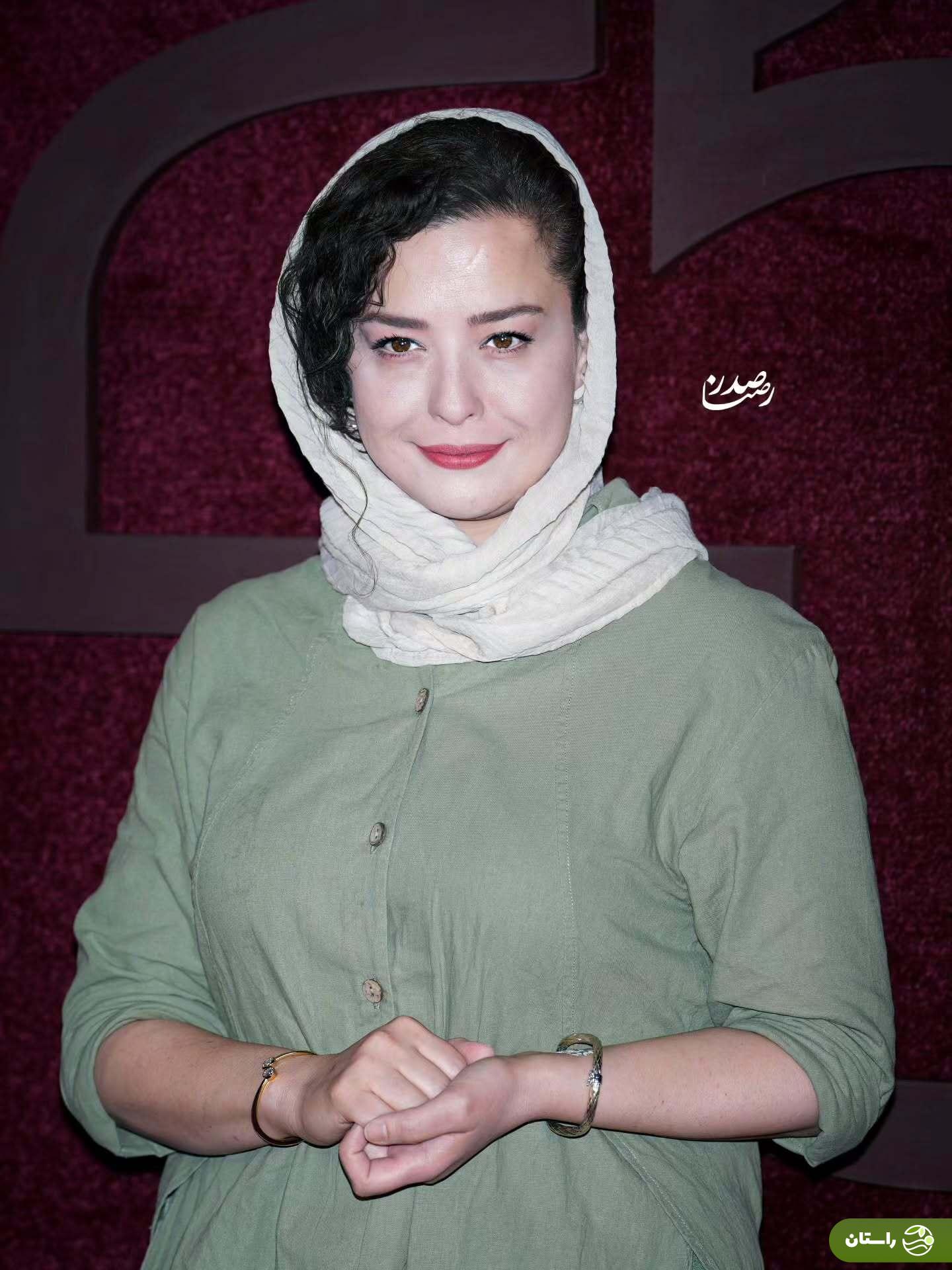 تصاویر‌ | ژست‌های مهرآوه شریفی‌نیا در افتتتاحیه ی جشنواره ۲۵