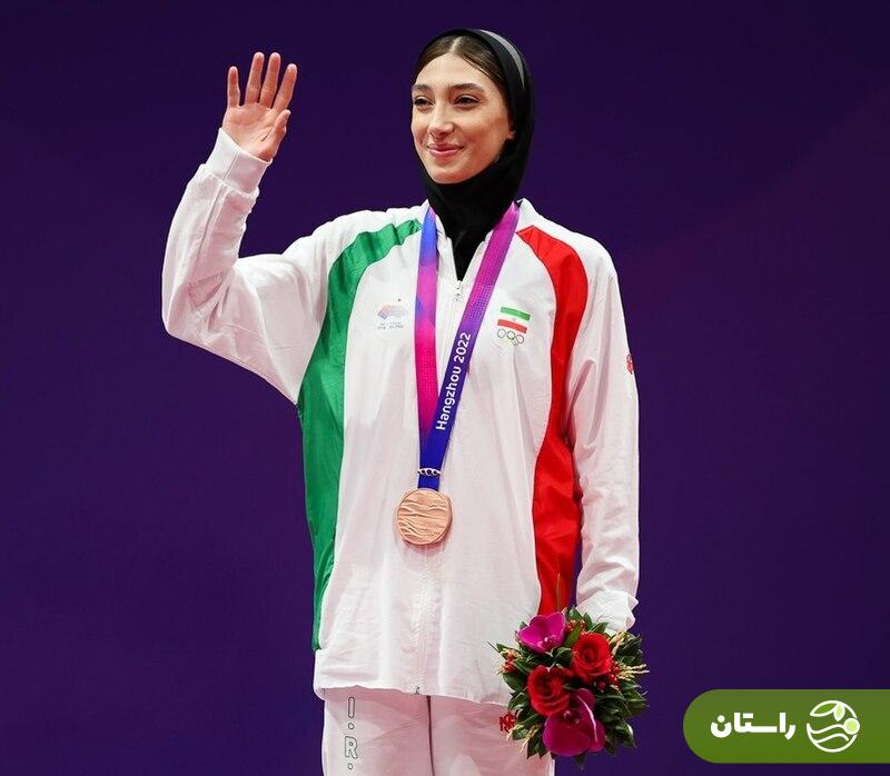 ماجرای عجیب سیلی پدر مبینا نعمتزاده به پیشکسوت تکواندوی ایران!؛ پشت مبینا به چه کسی گرم است؟! ماجرای عجیب سیلی پدر مبینا نعمتزاده به پیشکسوت تکواندوی ایران!؛ پشت مبینا به چه کسی گرم است؟!