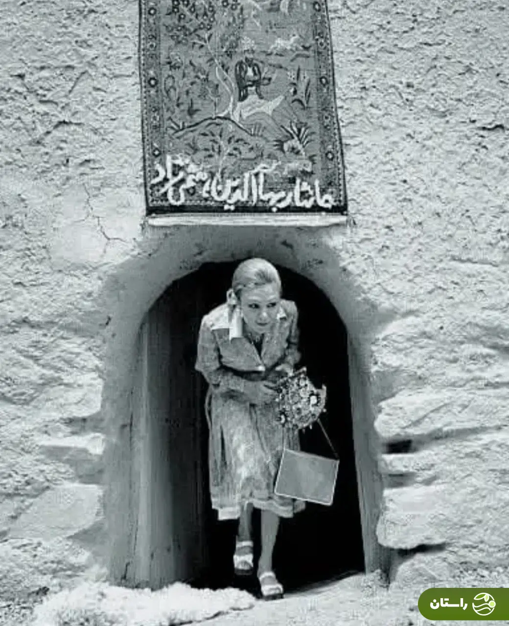 (عکس) تونل زمان؛ فرح پهلوی در ماسوله؛ دهه ۵۰