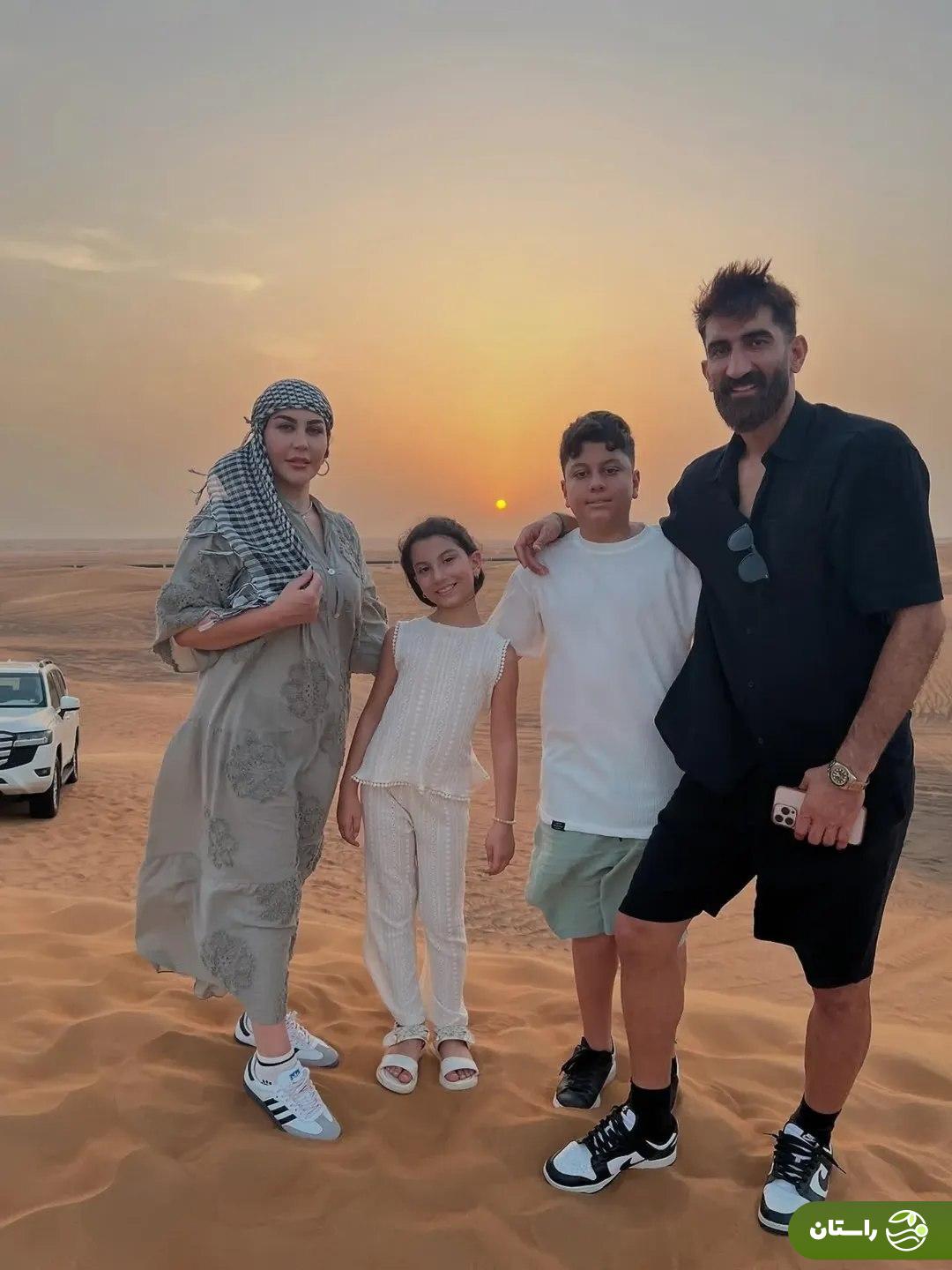 (تصاویر) بیابان‌گردی و موتورسواری علیرضا بیرانوند، همسر و فرزندانش در دبی