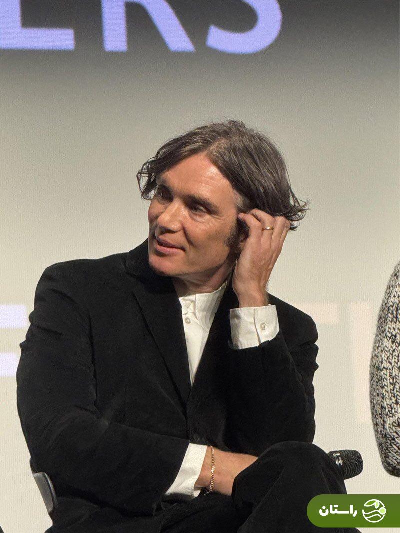 کیلین مورفی (Cillian Murphy) با ظاهر متفاوت روی فرش قرمر جشنواره فیلم تورنتو کیلین مورفی (Cillian Murphy) با ظاهر متفاوت روی فرش قرمر جشنواره فیلم تورنتو