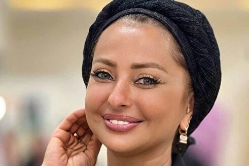 استایل خاصِ نفیسه روشن در کافه‌ای با تمِ لیمو ترش!