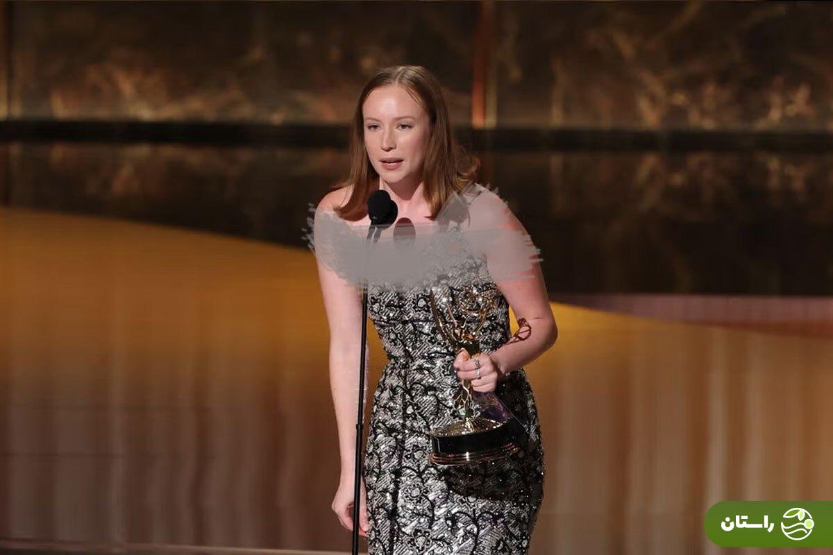 بازیگر زن یهودی برنده جایزه امی: فلسطین را آزاد کنید! / جوایز امی به رنگوبوی سیاست بازیگر زن یهودی برنده جایزه امی: فلسطین را آزاد کنید! / جوایز امی به رنگوبوی سیاست