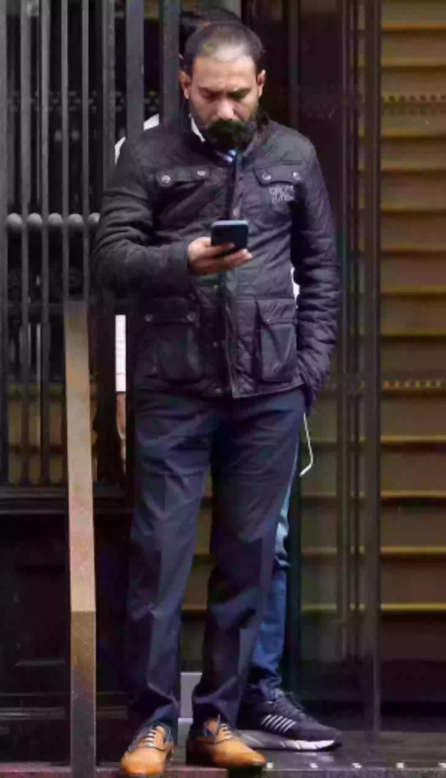 دکتر سهیل انجم؛ پزشک متاهلی که وسط جراحی، بیمار را برای رابطه جنسی با یک پرستار رها کرد!