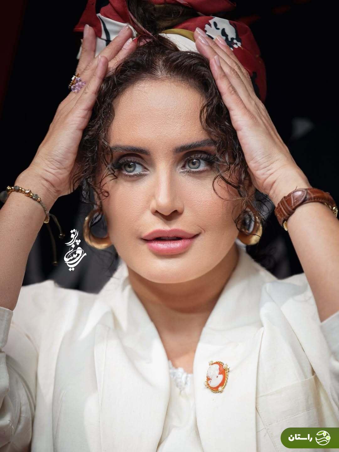 (تصاویر) استایل و ژست‌های الناز شاکردوست در اکران «گوزن‌های اتوبان»