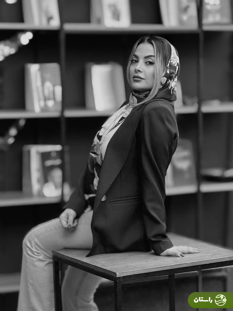 عکس‌های مونا فائزپور، همسر ارسطوی «پایتخت» با ژست‌های مدلینگ