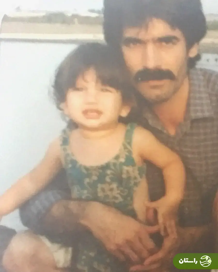 (عکس) متین ستوده در آغوش پدر، مادر و مادربزرگش؛ دهه ۶۰