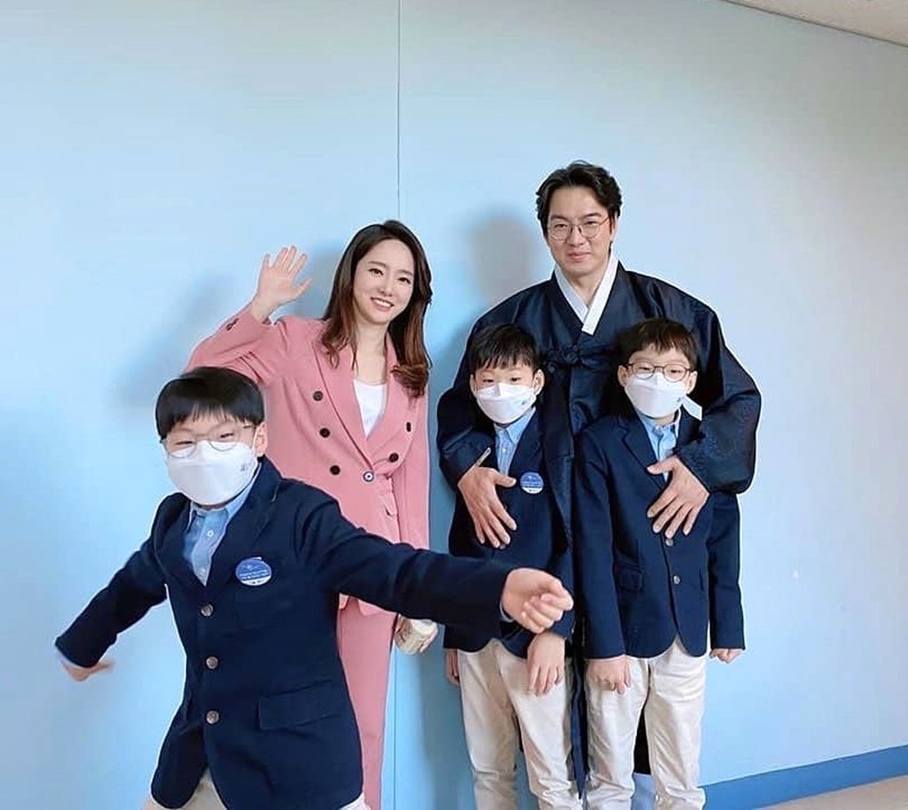 جومونگ از همسرش جدا شد + عکس همسر و فرزندان