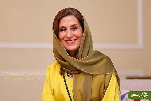 عکس زیرخاکیِ عروسی «فاطمه معتمدآریا» در سال ۱۳۶۰