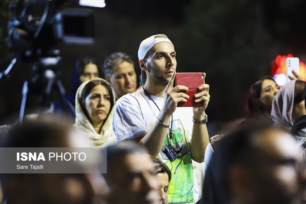 (تصاویر) مجسمه «آرش کمانگیر» در کرمان رونمایی شد