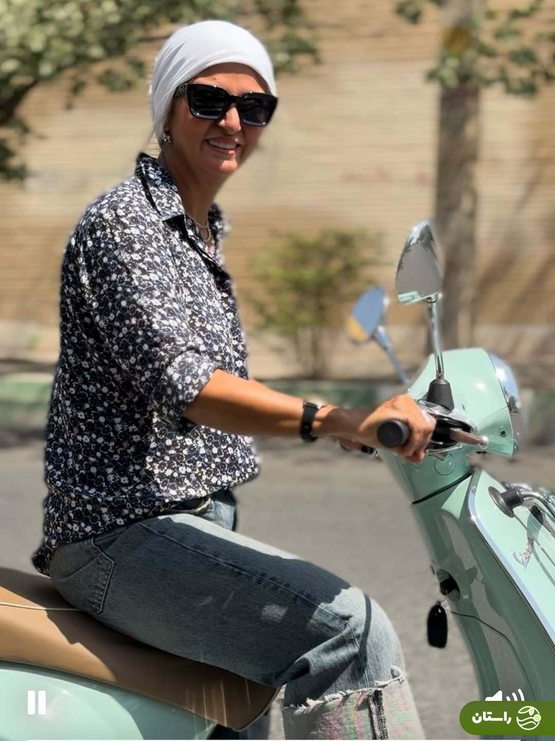 (تصاویر) موتورسواری رویا جاویدنیا بازیگر ۶۰ ساله سینما