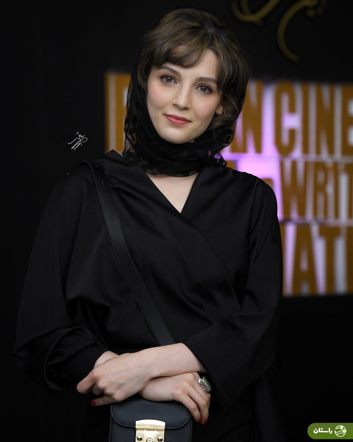 (تصاویر) مهسا حجازی  و هوتن شکیبا در جشن منتقدان سینما