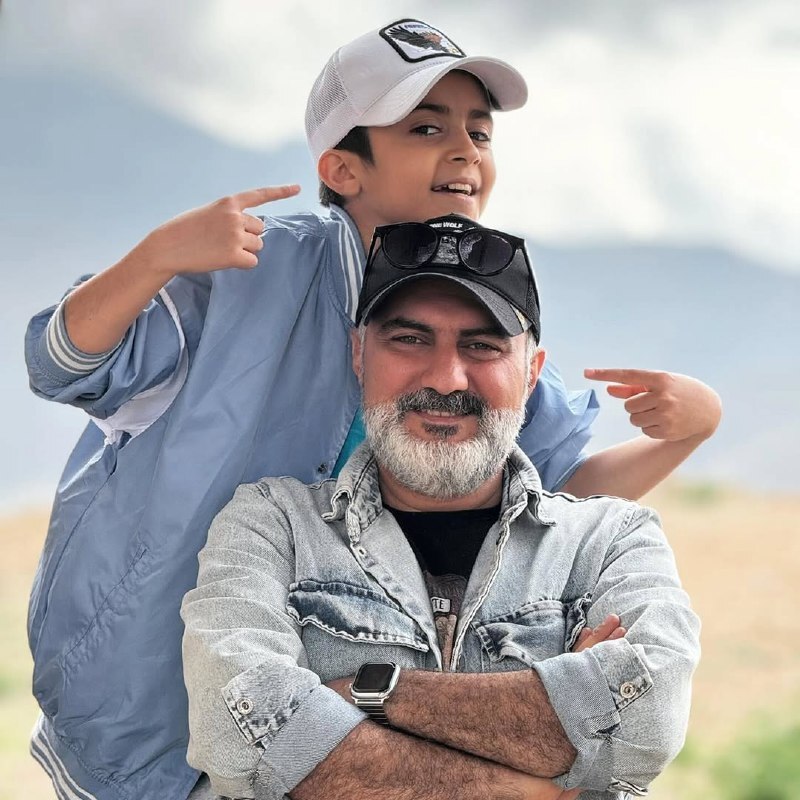 قاب پدر پسریِ رایان سرلک و پدر خوش‌تیپش