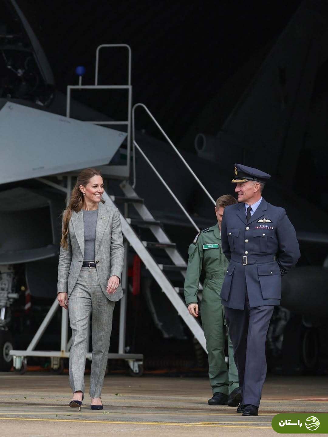 (تصاویر) بازدید کیت میدلتون از پایگاه هوایی سلطنتی کانینگسبی (تصاویر) بازدید کیت میدلتون از پایگاه هوایی سلطنتی کانینگسبی