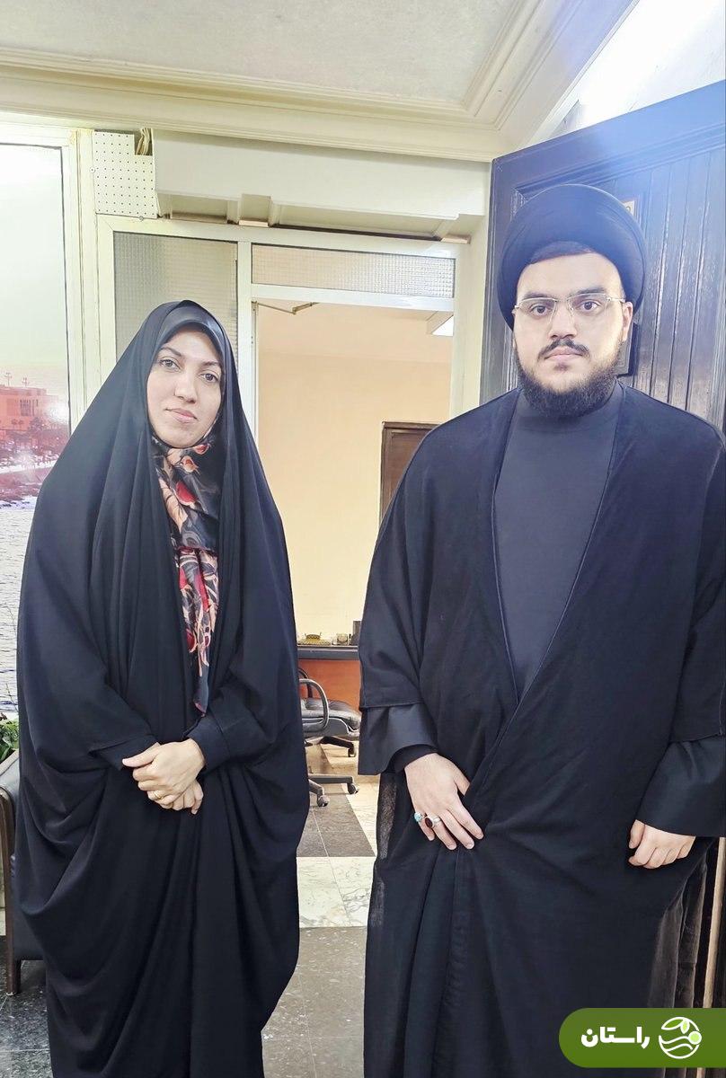 عکس یادگاری آمنه سادات ذبیح‌پور با پسر سید حسن نصرالله