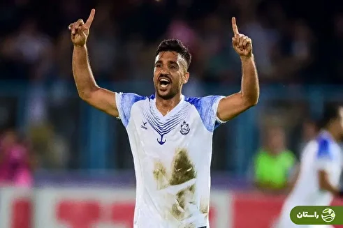 (عکس) شادی گل عاشقانه ابوذر صفرزاده، بازیکن ملوان با همسرش وایرال شد