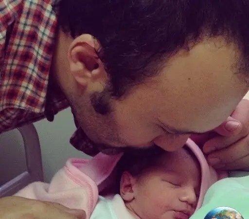 تصویری از دختر زیبای کامبیز دیرباز و همسرش