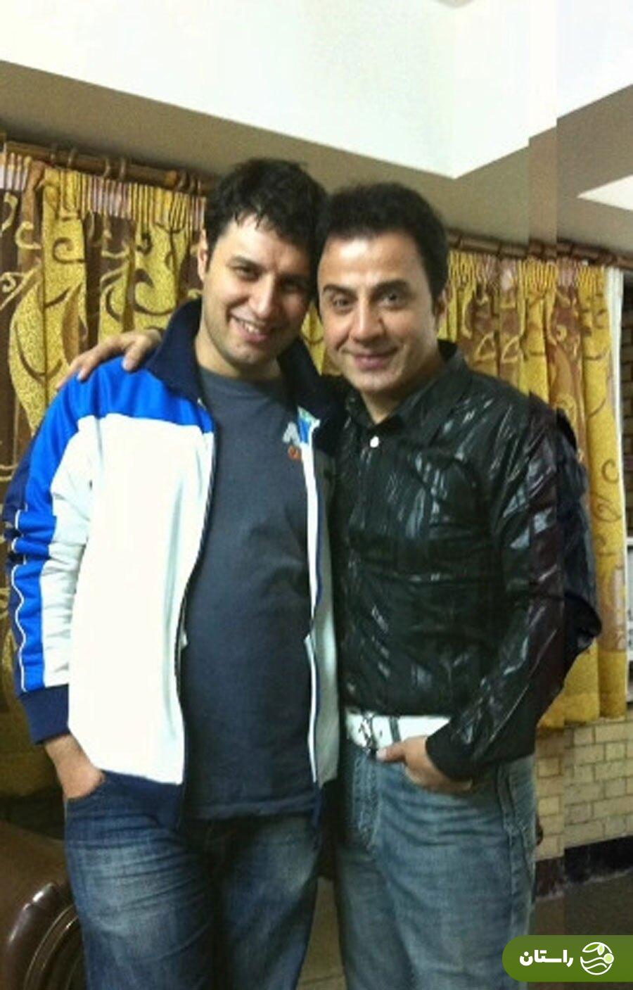 عکس یادگاری و زیرخاکیِ عموپورنگ با جواد عزتی و محسن یگانه