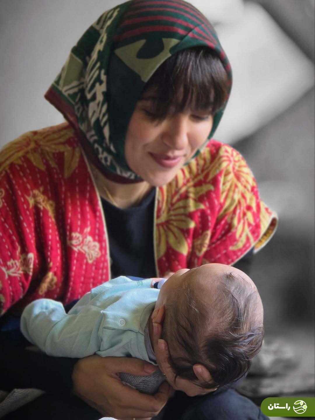 جدیدترین تصاویر مونا کرمی و سپند امیرسلیمانی در کنار فرزندشان حامی