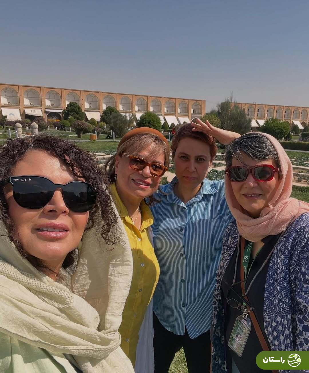 (تصاویر) تیپ خاص شهره سلطانی و گوهر خیراندیش در سفر به اصفهان