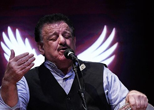 (ویدئو) اجرای مشترک استاد ناصر وحدتی و گروه لیان در کنسرت رشت