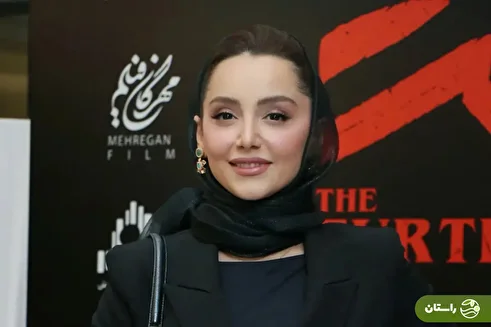 (تصاویر) استایل نازنین بیاتی در اکران خصوصی لاک‌پشت