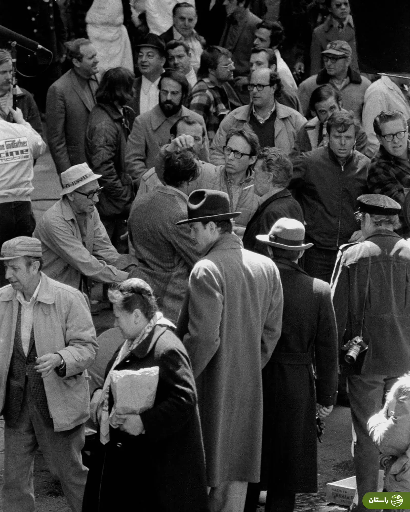 تونل زمان؛ عکس‌های دیده‌نشده از پشت صحنه سکانس حمله به دون کورلئونه در فیلم پدرخوانده؛ سال ۱۹۷۱