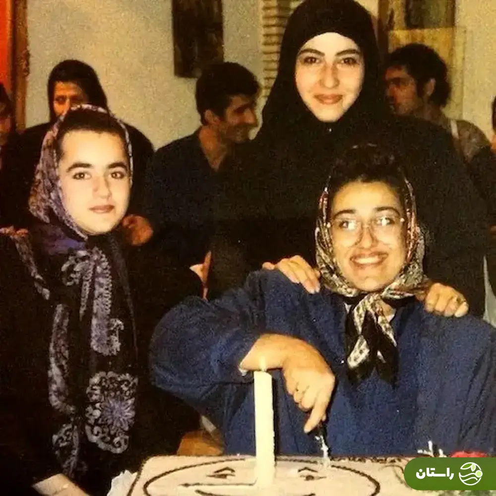 (عکس) تونل زمان؛ نعیمه نظام دوست و فاطمه هاشمی در دهه ۷۰