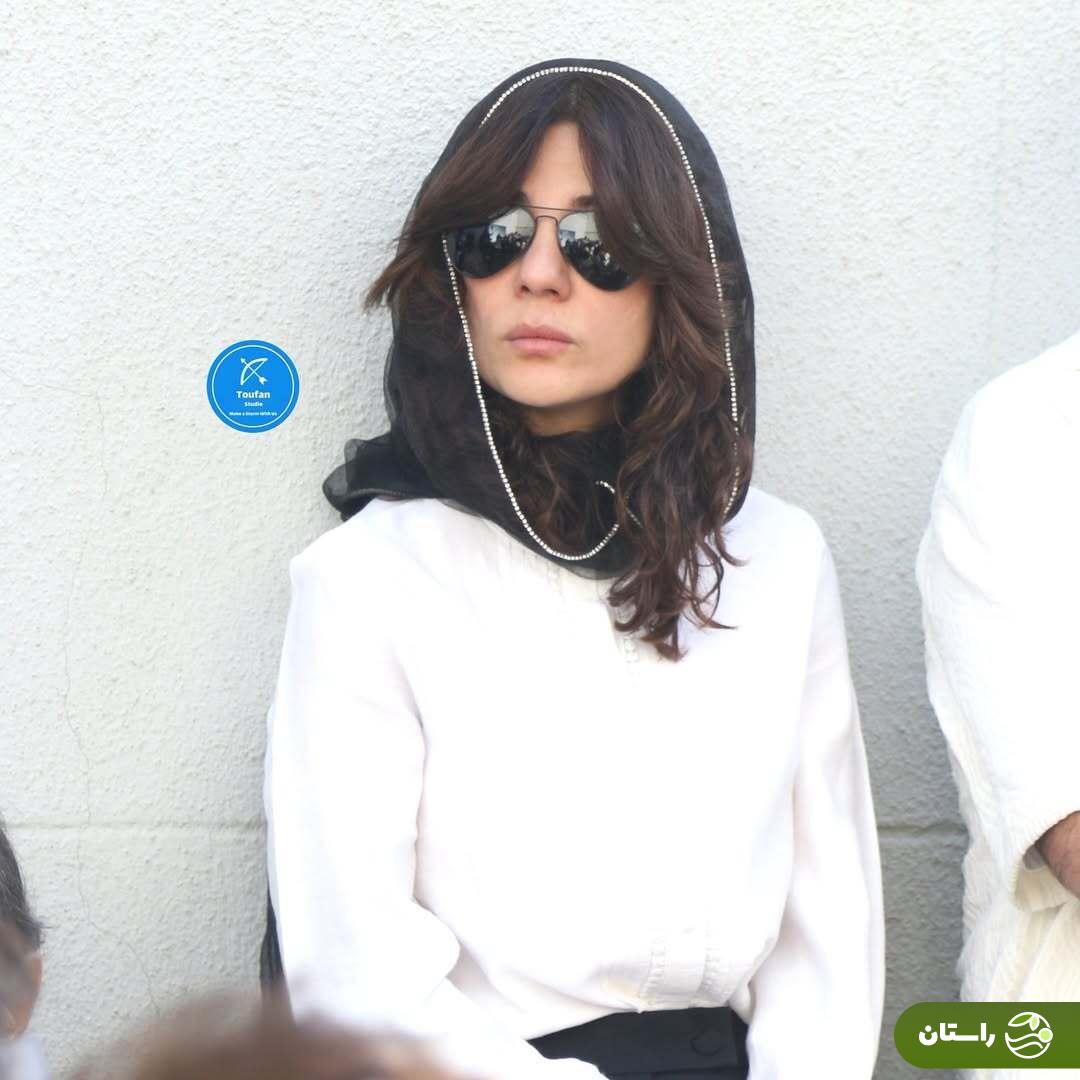 (تصاویر) حضور هنرمندان در تشییع پیکر ناصر تقوایی (تصاویر) حضور هنرمندان در تشییع پیکر ناصر تقوایی