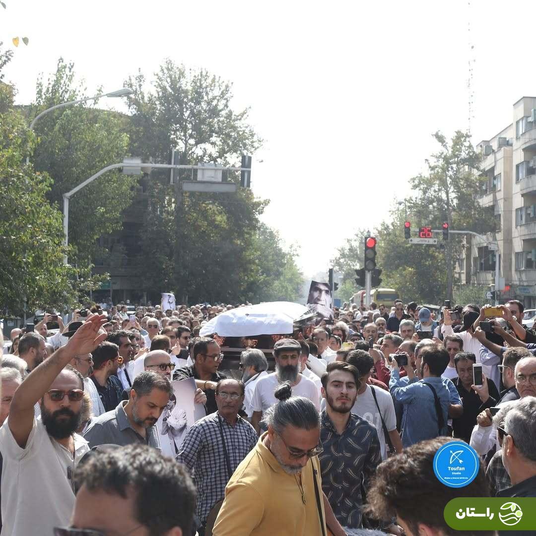 (تصاویر) حضور هنرمندان در تشییع پیکر ناصر تقوایی (تصاویر) حضور هنرمندان در تشییع پیکر ناصر تقوایی