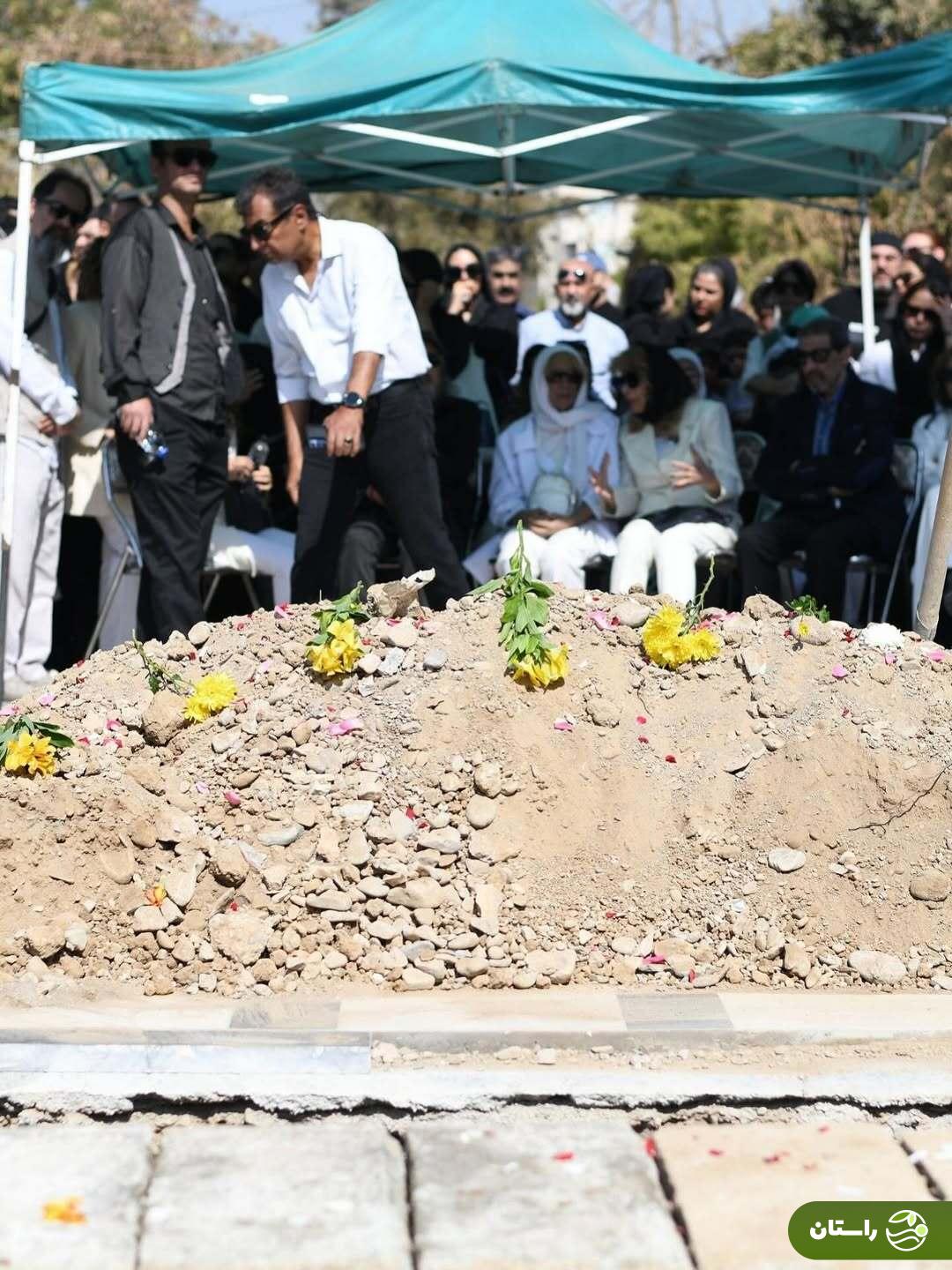 (تصاویر) خاکسپاری ناصر تقوایی در امام‌زاده طاهر کرج با حضور گسترده مردم و هنرمندان